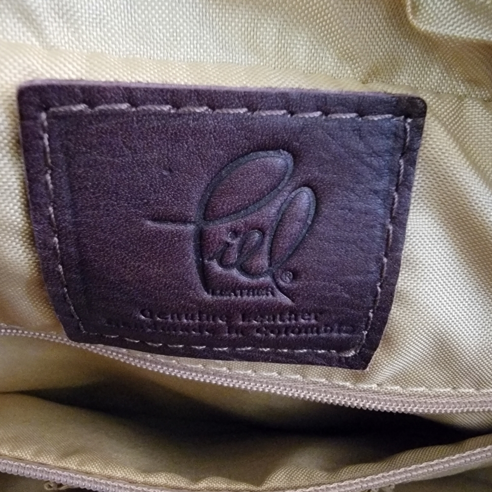 Piel Leather Bag View 2